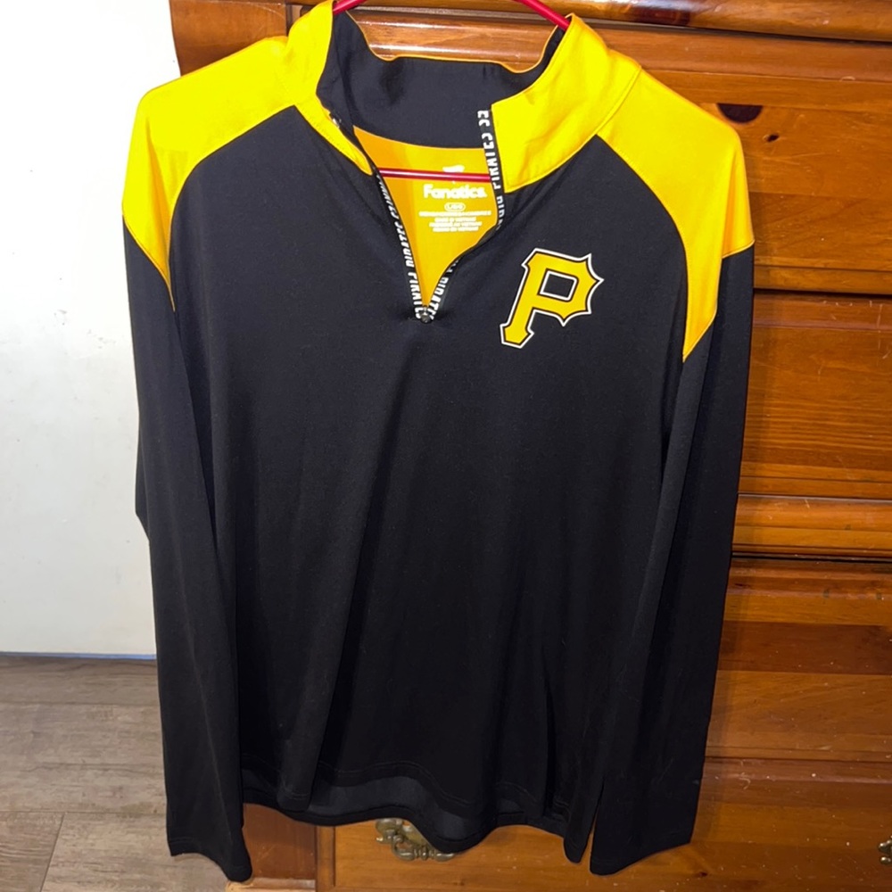 Pittsburgh Pirates long sleeve Quarter zip by Fanatics
